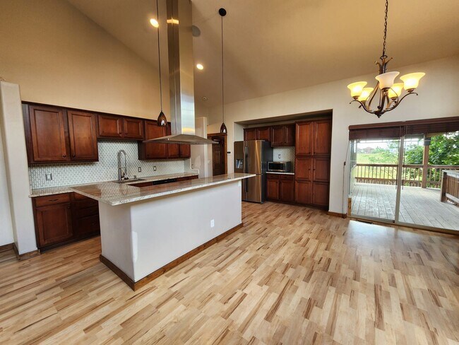 1293 New Holland Dr in Bozeman, MT - Building Photo - Building Photo
