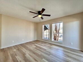 7111 E Hwy 290 in Austin, TX - Building Photo - Building Photo