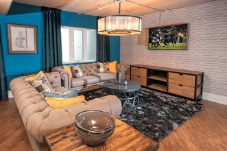 The Mill at First Hill in Seattle, WA - Foto de edificio - Building Photo