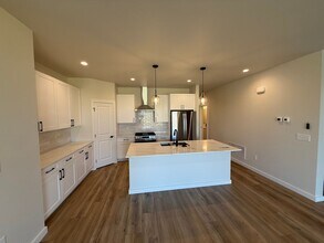 901 Scenic Trl in Livingston, MT - Building Photo - Building Photo