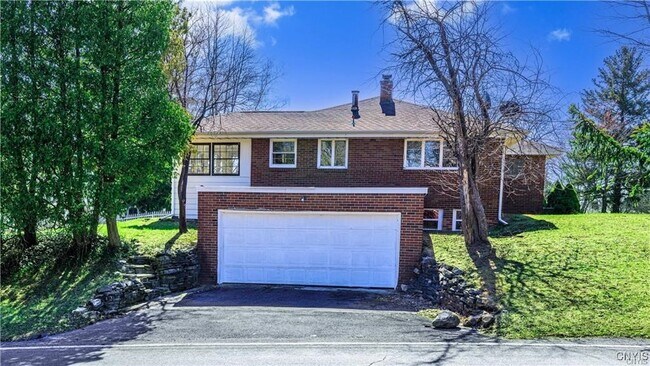 101 Terrace Cir in Syracuse, NY - Building Photo - Building Photo
