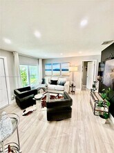 5365 N Andrews Ave in Fort Lauderdale, FL - Building Photo - Building Photo