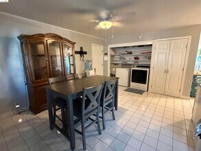 1004 Almond St in Antioch, CA - Building Photo - Building Photo