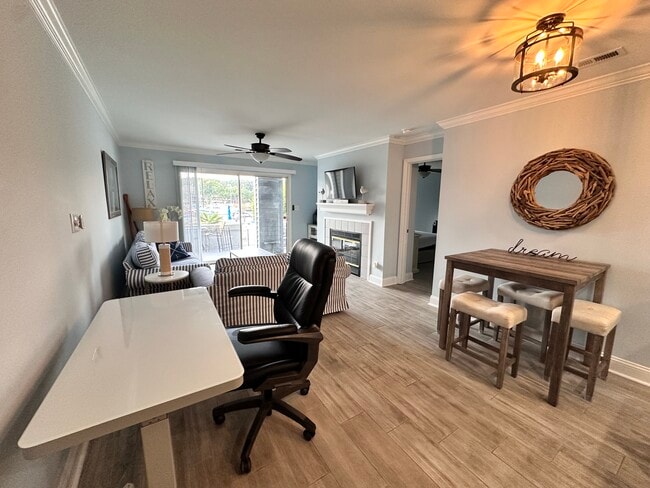 18713 Vineyard Point Ln, Unit Lakefront Ground Floor 2B