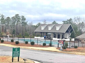 611 Lily Dr in Prattville, AL - Building Photo - Building Photo