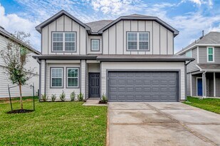 811 Gavin Walker Dr in Rosharon, TX - Building Photo