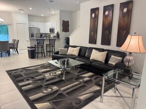 2453 Sunray Venus Wy in Ruskin, FL - Building Photo - Building Photo