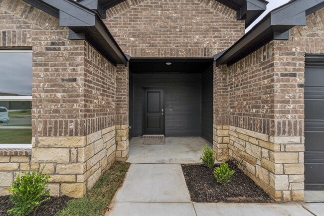 8517 E Fort Worth St in Broken Arrow, OK - Building Photo - Building Photo