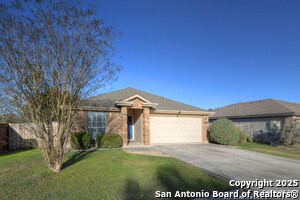 388 Solitaire Path in New Braunfels, TX - Building Photo