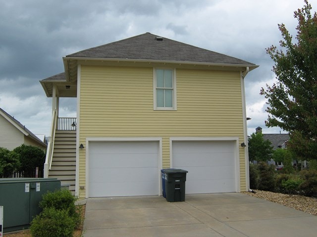 915 Reynolds Ave, Unit 915B