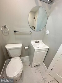 2348 Moore St photo'