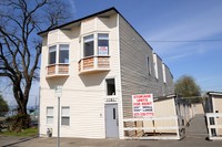 Waterview Apartments in Everett, WA - Foto de edificio - Building Photo