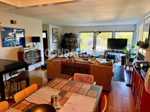 122 Du Bois St in San Rafael, CA - Foto de edificio - Building Photo