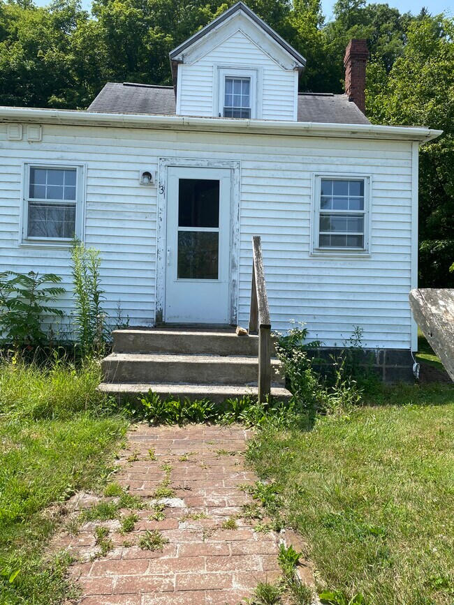 7114 Ridge Rd Rentals in Sodus, NY