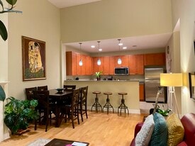 4 Harvest Dr, Unit 311 in North Andover, MA - Building Photo