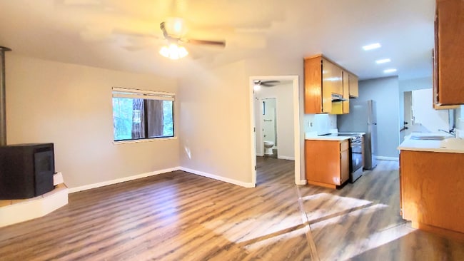 property at 5293 Buckhorn Rd