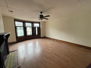 2303 Chapline St, Unit Second Floor in Wheeling, WV - Building Photo - Building Photo