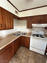 31 S State St in Frazeysburg, OH - Building Photo - Building Photo