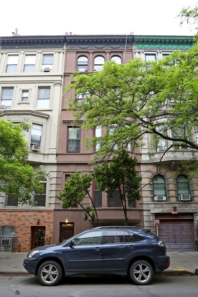 125 W 75th St in New York, NY - Foto de edificio - Building Photo