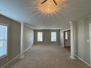 5711 Nessee St in Fayetteville, NC - Building Photo - Building Photo