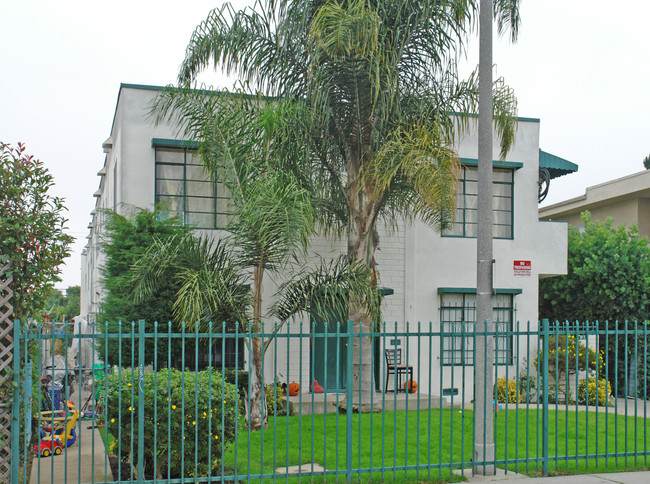 2012-2014 S Holt Ave in Los Angeles, CA - Foto de edificio - Building Photo