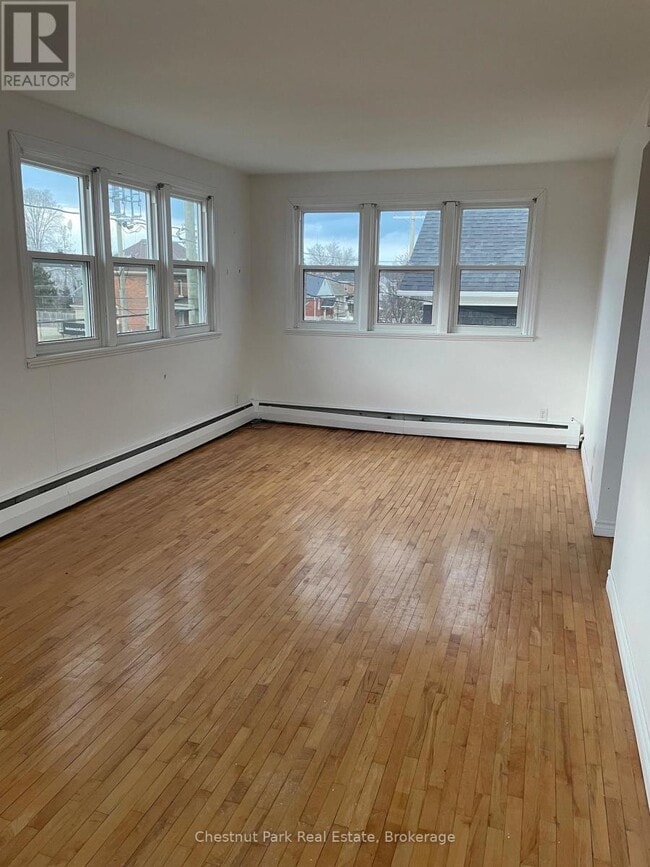 285 Ste Marie St in Collingwood, ON - Building Photo - Building Photo