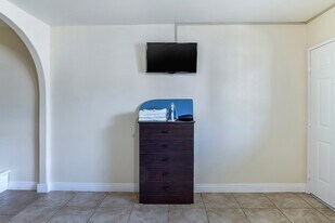 West Adams Studios in Los Angeles, CA - Building Photo