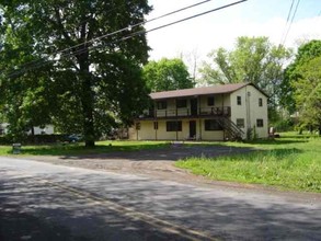 1195 Sandy Plains Rd in Leeds, NY - Building Photo - Building Photo