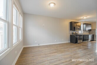 3756 W George St in Chicago, IL - Building Photo - Building Photo