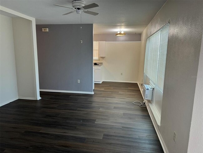 8289 Cristobal Ave in North Port, FL - Building Photo - Building Photo