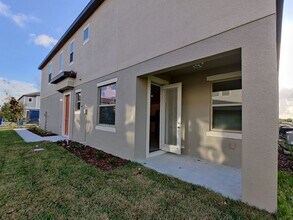 31576 Blue Passing Loop in Wesley Chapel, FL - Building Photo - Building Photo