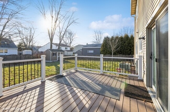 1304 Leawood Ct in Naperville, IL - Building Photo - Building Photo
