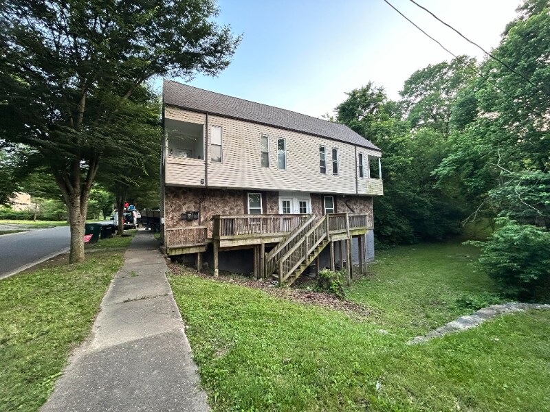 2165 Selim Ave in Cincinnati, OH - Building Photo