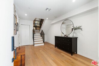 2903 Steinbeck Dr in Los Angeles, CA - Building Photo - Building Photo