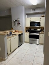 7220 NW 114th Ave, Unit 110 in Doral, FL - Building Photo - Building Photo