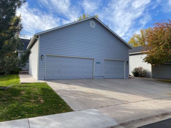 2919 Neil Dr in Fort Collins, CO - Building Photo - Building Photo