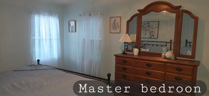 15580 Royal Coach Cir in North Fort Myers, FL - Building Photo - Building Photo