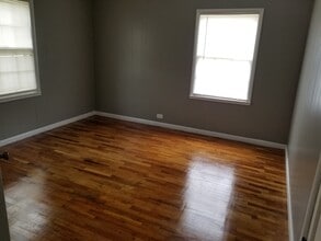 809 S Rogers St in Clarksville, AR - Building Photo - Building Photo