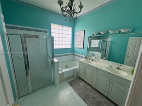 7772 Rockford Rd in Boynton Beach, FL - Building Photo - Building Photo