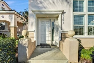 2191 Associated Rd in Fullerton, CA - Building Photo - Building Photo