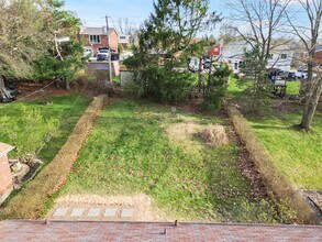 1227 Raven Dr in Pittsburgh, PA - Building Photo - Building Photo