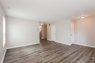 4209 Quinn Drive in Charlotte, NC - Building Photo - Building Photo