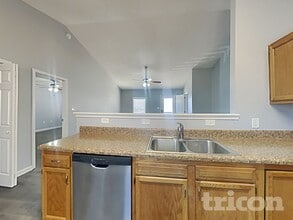 5130 Daffodil Ln in Concord, NC - Foto de edificio - Building Photo