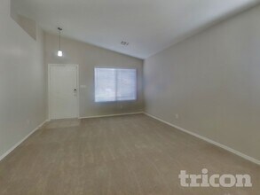 13227 W Port Au Prince Ln in Surprise, AZ - Building Photo - Building Photo