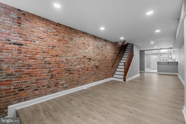 1213 Washington Blvd in Baltimore, MD - Building Photo - Building Photo