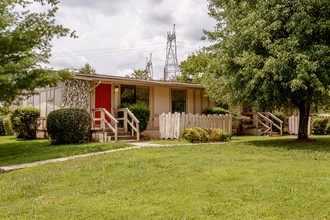 Cottages at Drakes Creek in Goodlettsville, TN - Building Photo - Building Photo