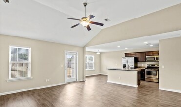 345 Abigail Cir in Ellabell, GA - Building Photo - Building Photo