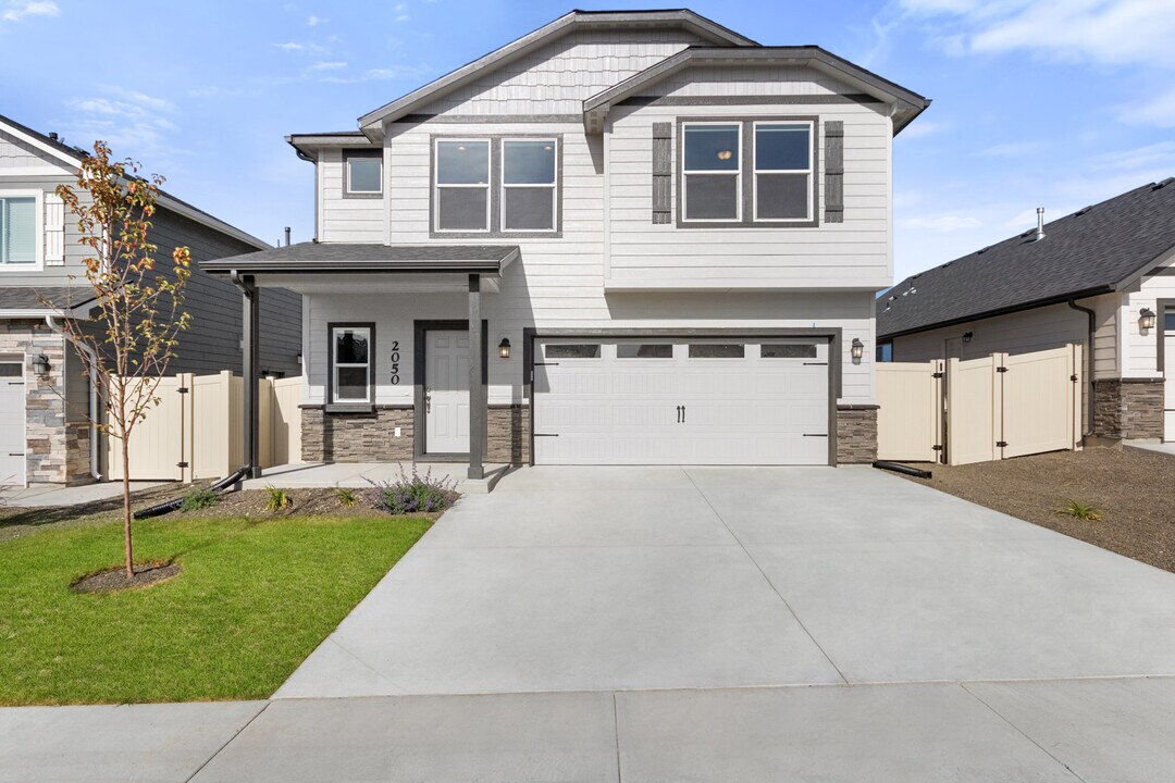 2050 Tugela Falls St in Kuna, ID - Building Photo