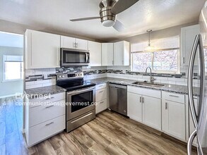 2507 Flintridge Dr in Colorado Springs, CO - Building Photo - Building Photo