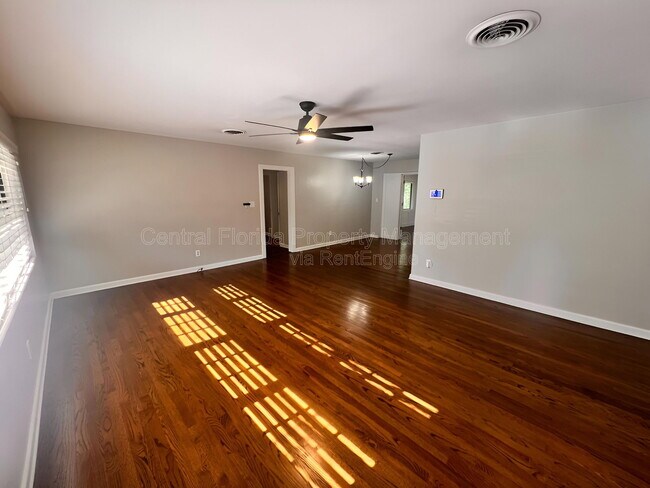 2011 Howard Dr in Winter Park, FL - Building Photo - Building Photo